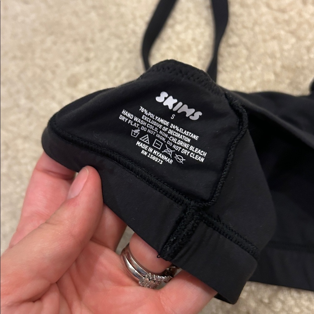 NWT Skims Scoop Bralette Onyx - Picture 5 of 5